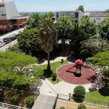 Stunning 1-Bed Apartment In Portimao Apartamento *